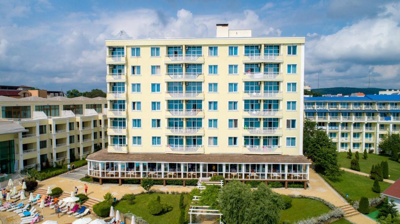 Perla Club Hotel 4*